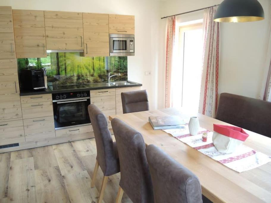 Ferienwohnung Ochsenhorn In Lofer 100 M² / 4-8 P. Luaran gambar